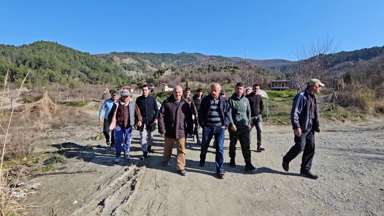 ELBASAN/ 5 FSHATRA PA ASNJË INVESTIM PREJ 30 VITESH