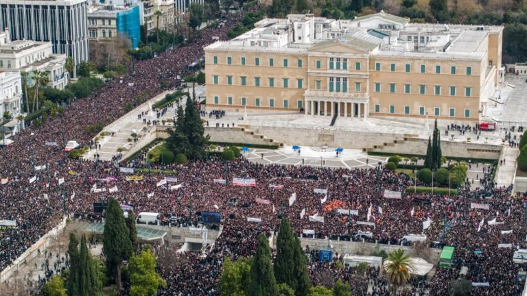 Greqi, greva e punonjësve të transportit publik ‘paralizon’ vendin