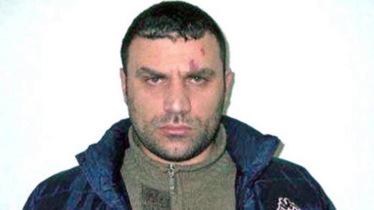 Ky legeni që kam në burg…”, zbardhen bisedat mes Shullazit dhe informatorit për vrasjen e Bamit: Kape dhe ****!