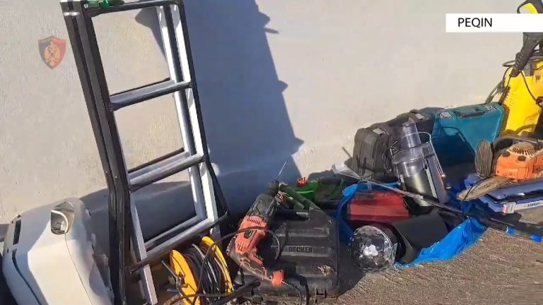 Arrestohen hajdutët në Peqin