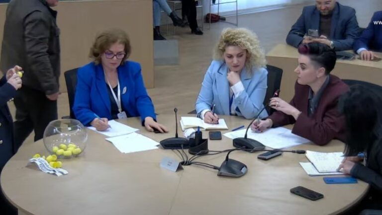 Hidhet shorti për zgjedhjet e 11 majit/ KQZ përcakton renditjen e subjekteve politike në fletën e votimit, PD e para, PS…