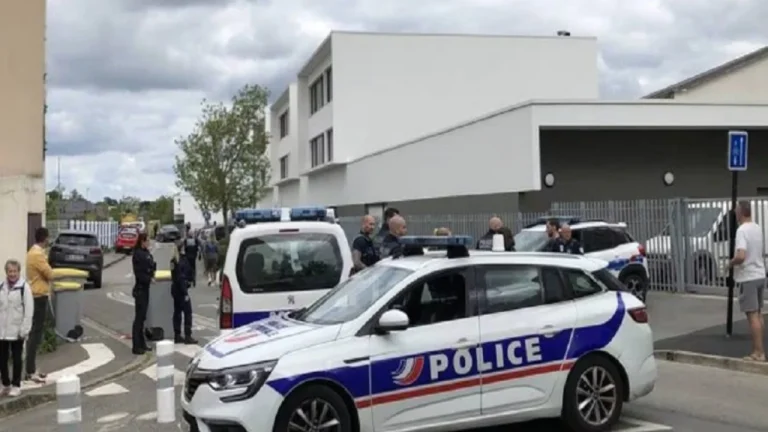Sulm me thikë në një shkollë në Francë! Humb jetën një student, plagosen tre të tjerë