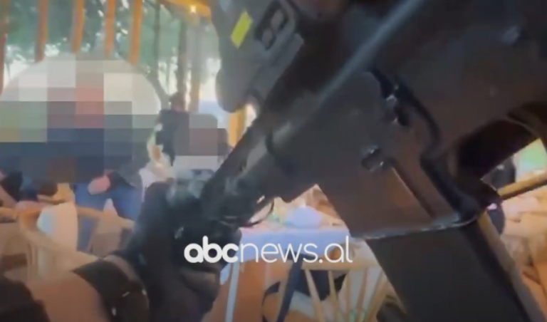 VIDEO/ “Policia barkas, asnjë lëvizje”/ Arrestimet në Durrës, dalin pamjet e megaoperacionit
