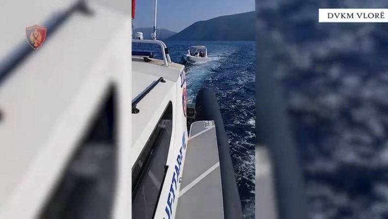 Kishin mbetur të bllokuar në ujërat e Jonit/ Policia Kufitare e Vlorës u vjen në ndihmë tetë pushuesve