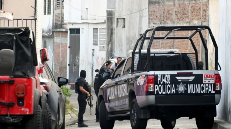 Krim i rëndë në Budva, 65-vjeçari vret vëllanë dhe nipin! Ulet në kafe pas ngjarjes dhe pret policinë