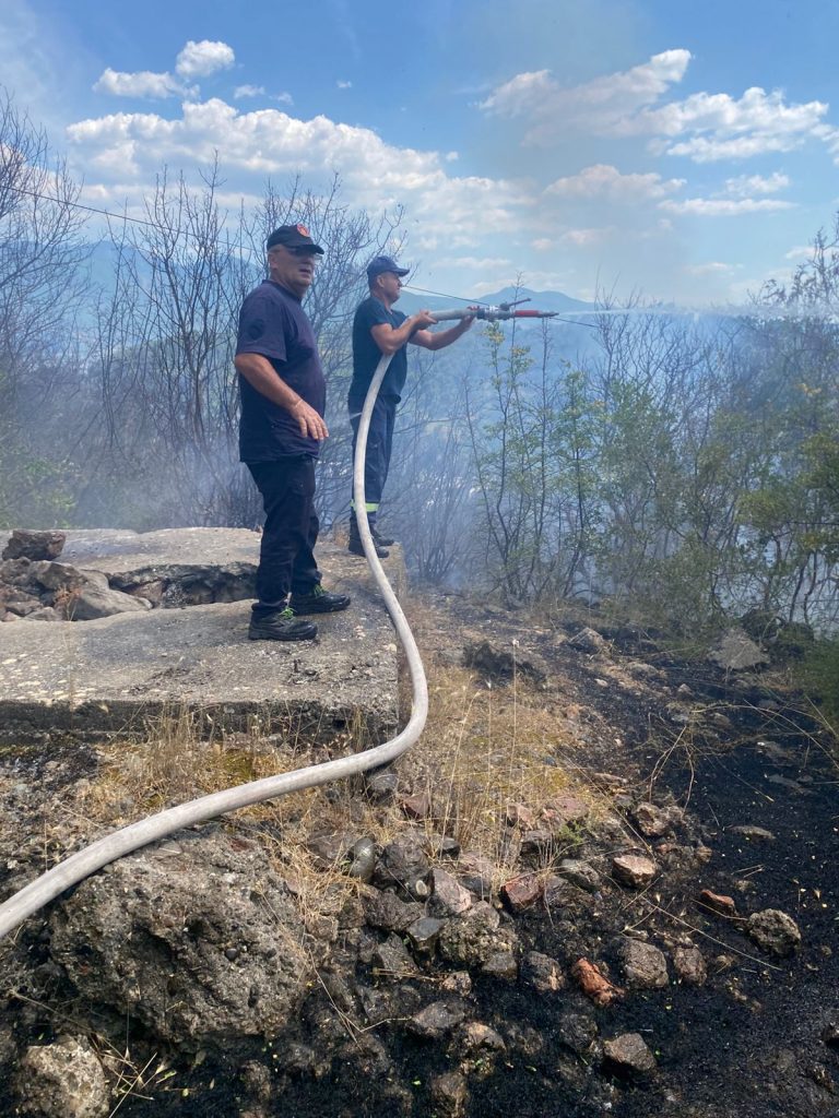 Tjetër zjarr në Elbasan.Ja ku ndodhet