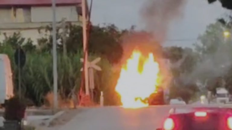 Digjet një automjet në aksin Fier–Seman, dyshimet e para