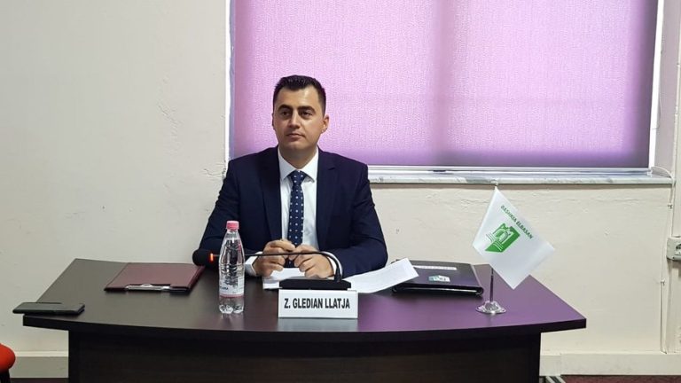Punësime klienteliste, shkelje, afera me tenderët dhe lejet e ndërtimit, Gledian Llatja kthen Bashkinë e Elbasanit në strehë abuzimi