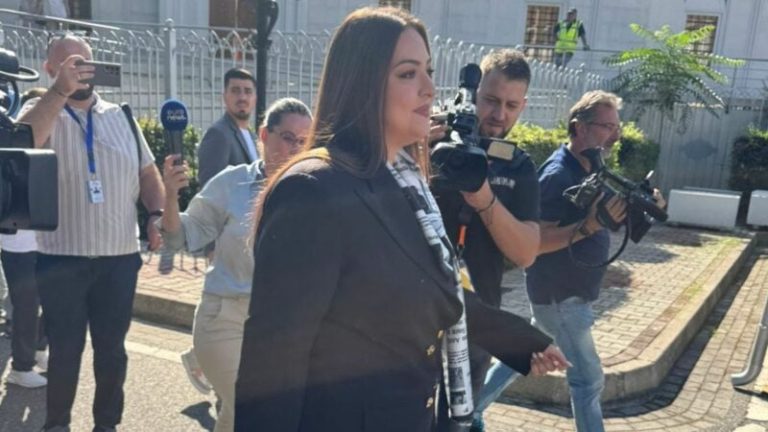 Opozita do të më njohë dhe do të më kërkojnë ndjesë!”, Sara Mile: Kam vënë një shall, simbol të baltës që u hodh mbi mua