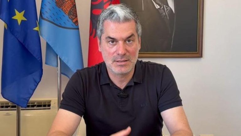 Pas largimit nga drejtimi i bashkisë së Vlorës, Ermal Dredha emërohet ambasador i Shqipërisë në Zvicër