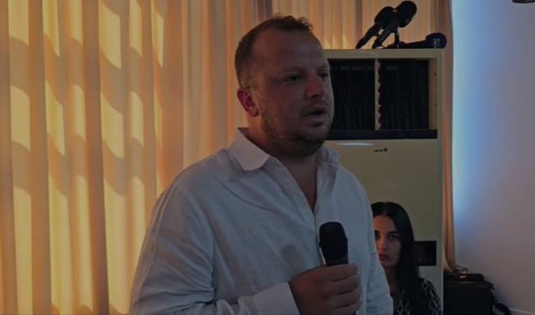 Elis Halili flet pas zgjedhjes si kryetar i Bashkisë së Vlorës: Fokusi te zbatimi i projekteve