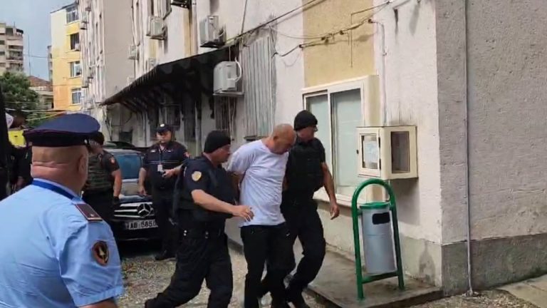 Vrasja e dy vëllezërve në Roskovec/ Prokuroria e Fierit mbyll hetimet dhe dërgon në gjyq 7 persona