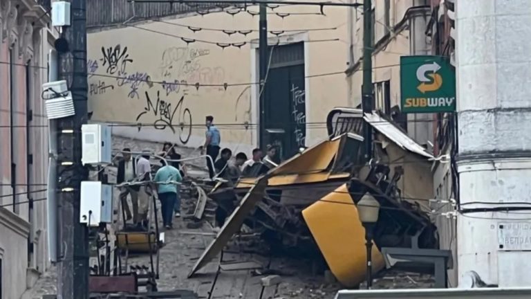 Tragjedia në Lisbonë/ Rrëshqitja e tramvajit nga shinat dhe përplasja me ndërtesën, shkon në 15 numri i të vdekurve