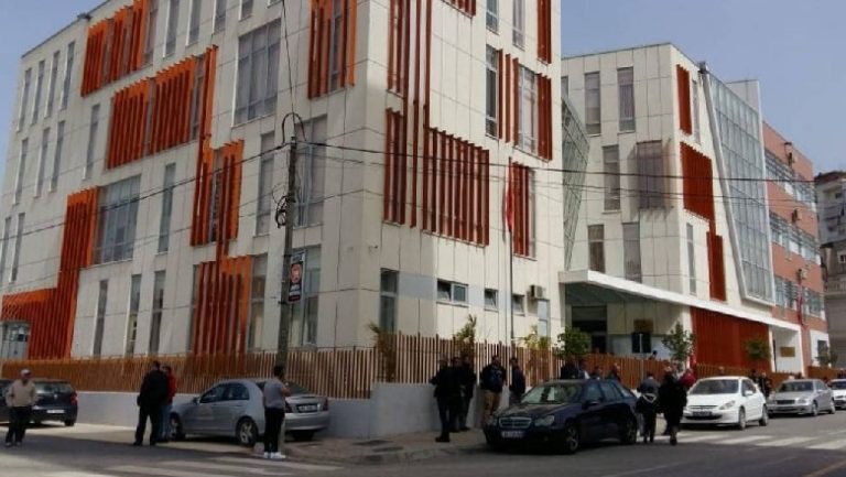 Gjykata e Elbasanit njoftim zyrtar mbi dosjen “Metalurgjiku”.