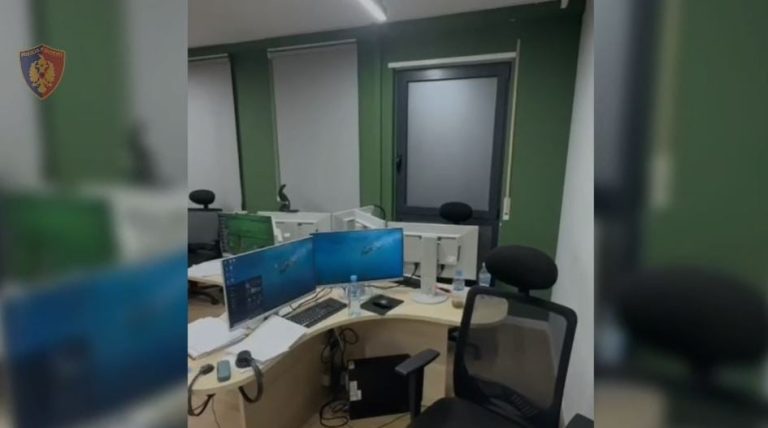 Goditet “Call Center” në Tiranë që mashtronte qytetarët, arrestohet administratori dhe shoku i tij, sekuestrohen mbi 100 mijë euro