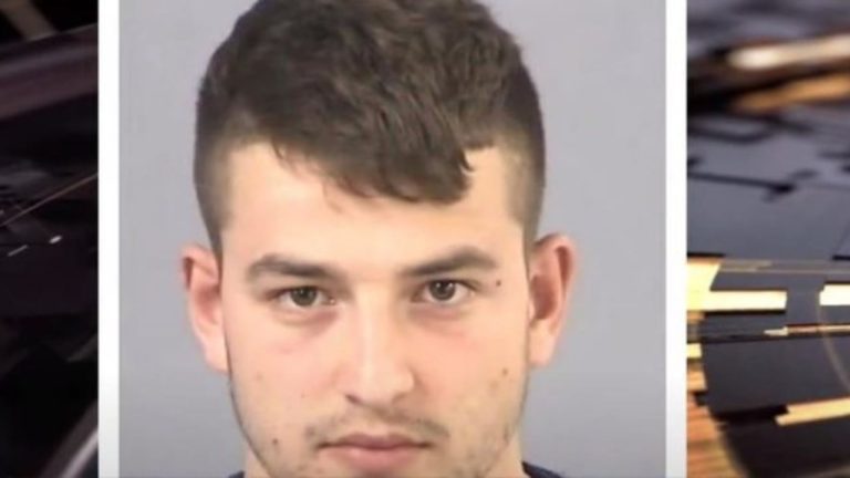 Një njeri i varur në një tabelë rrugore trondit Belgjikën. Hetimet zbulojnë të kaluarën e errët të një emri të njohur