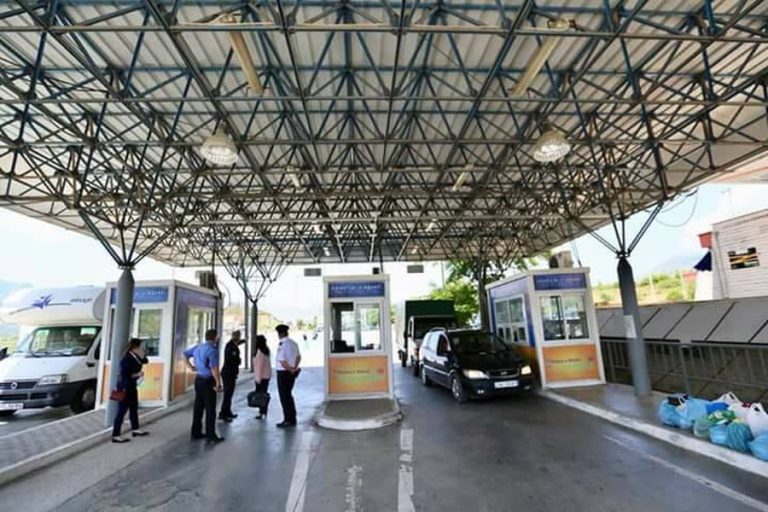 Bllokohet Kakavija dhe Qafë Bota, doganierët grekë në grevë, mësoni kur hapet kalimi