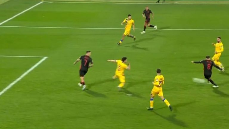 Shpërthen festa kuqezi, Asllani shënon gol