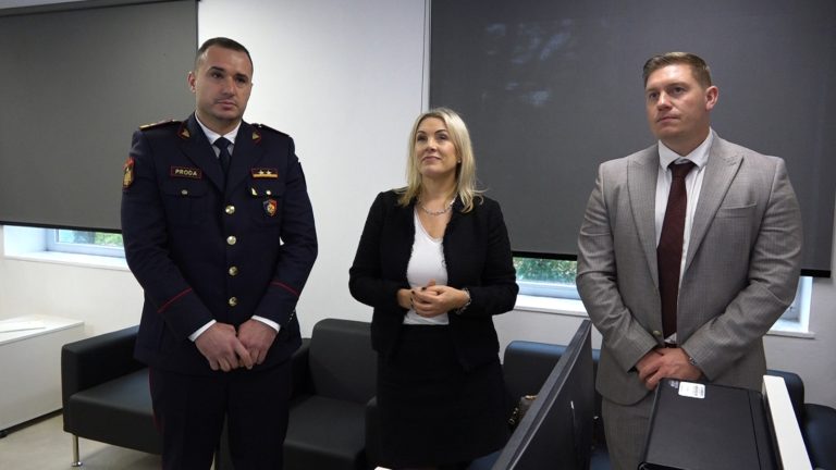 Vihet në funksion në Policinë e Shtetit, Qendra Operacionale e Monitorimit Viziv, për ndjekjen e procedimeve penale, investim i mbështetur nga Ambasada e Mbretërisë së Bashkuar