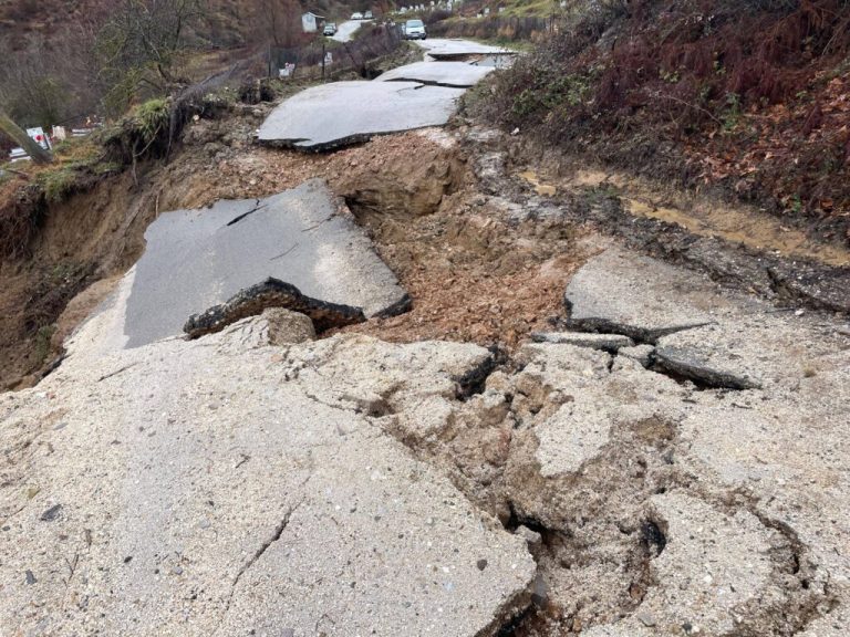 Moti i keq, izolohen 5 fshatra në Pogradec