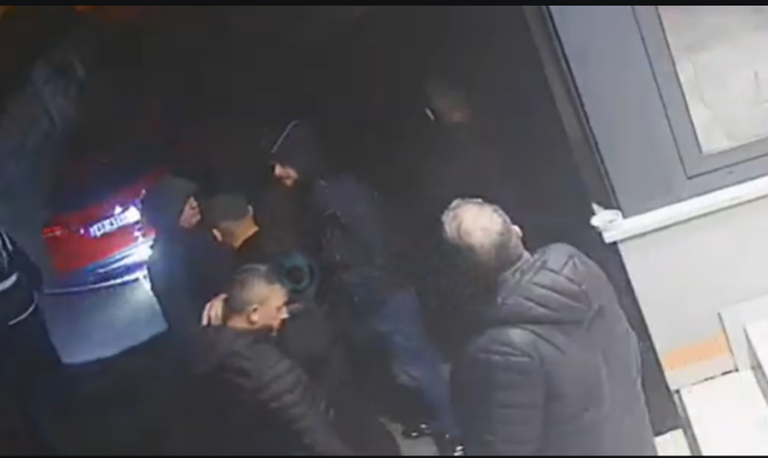 Vrasja e biznesmenit Reçi, publikohen pamjet kur polici gjen dhe fut në xhep predhën që i mori jetën