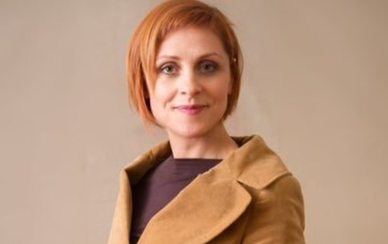 Emëroi një rus në përfaqësi: Shpallet e pandehur ambasadorja shqiptare në Gjermani, Aida Sakiqi