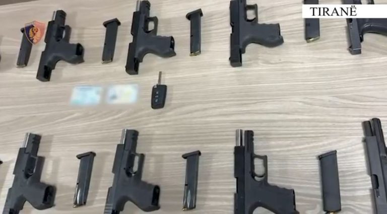 Sekuestrohen arsenal armësh/ Vihet në pranga 27-vjeçari