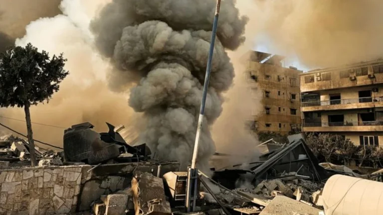 Lufta në Lindjen e Mesme, goditet ambasada e SHBA-së në Riad, Izraeli nis operacione tokësore në Liban dhe bombardon Teheranin. Trump: Jemi furnizuar mirë me municione