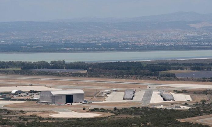 b_akrotiri_aerial-750x450